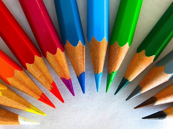 https://pigment-pool.com/wp-content/uploads/2021/09/Colored-Pencils-1.jpg